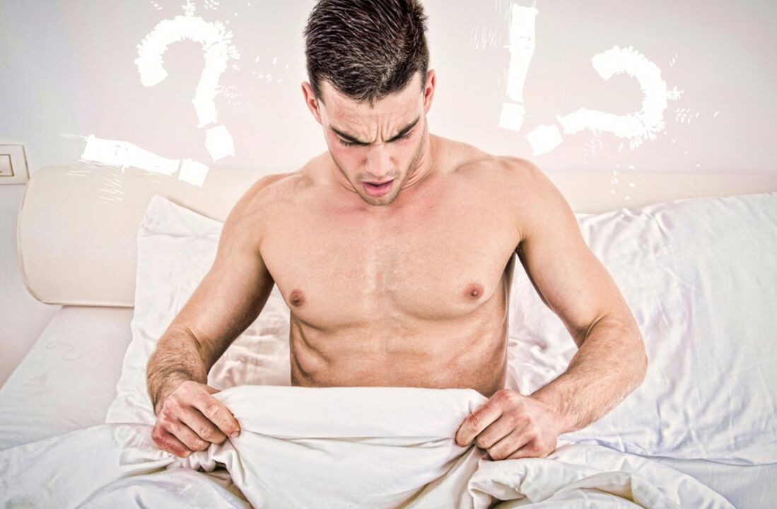 Un uomo non è soddisfatto delle dimensioni del suo pene