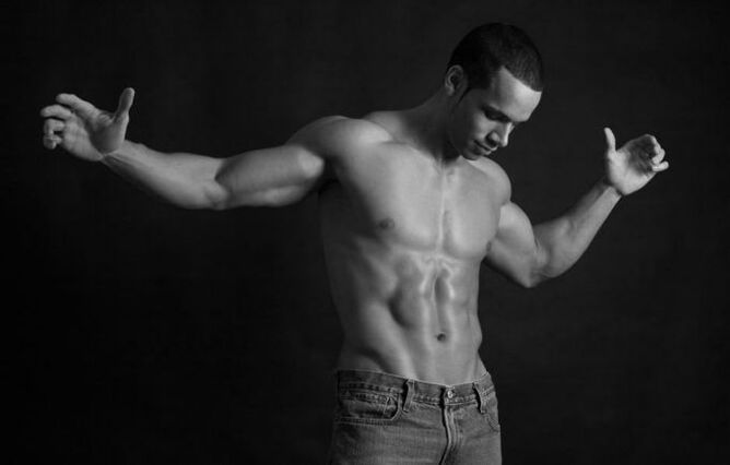 uomo che vuole aumentare le dimensioni del pene